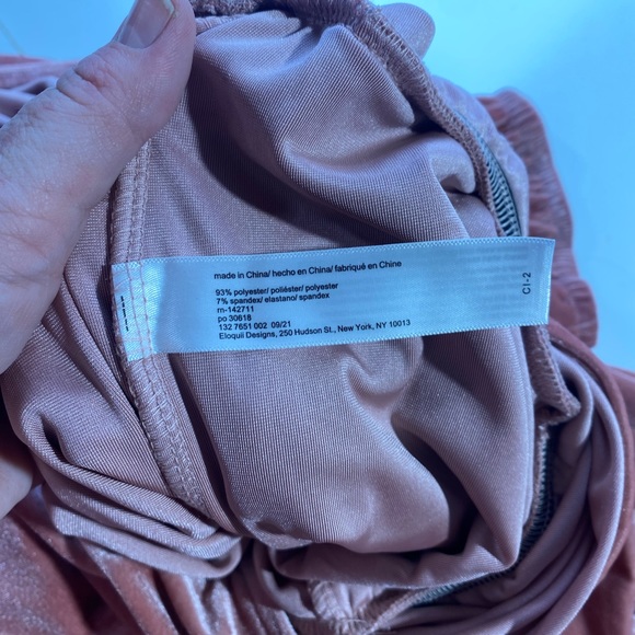 ELOQUII Like Pink Velvet Balloon Sleeves V-Neck Tie Waist Jumpsuit NWT 22-24 - Picture 8 of 16